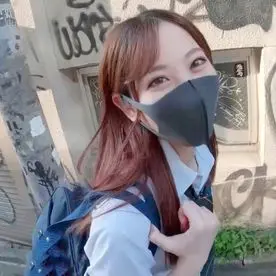 FC2 PPV 4639990　【4639990】2025年4月デビュー”芸能スクール在籍 成績TOP奇跡の18歳” デビュー目前最初で最後のハメ撮り。大量潮吹き＆2連生中出し。今しか見れない高画質長尺希少映像。※残りわずか