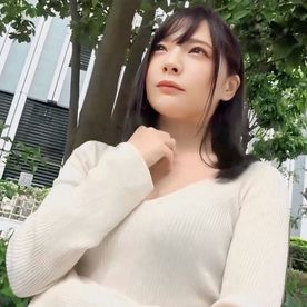 FC2 PPV 4811752　【期間限定980pt】スタイル、顔、オーラ、全てが異次元クラスの神美人に中出し＋ごっくん