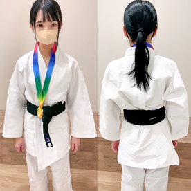 FC2 PPV 4813123　【緊急4K】新品１４４㎝１８歳 最軽量級柔道選手 練習後 嬉し恥ずかし膜喪失 プライベート個撮【原版品質】