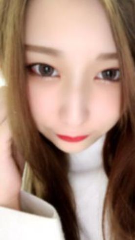 FC2 PPV 1410920 芸能人以上の顔レベルのれなちゃんに中出し