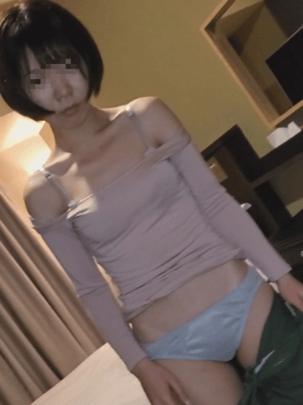 FC2 PPV 1753351 【個人】小柄で美尻の若妻。利息分足りず…膣内を他人の精子に汚される。