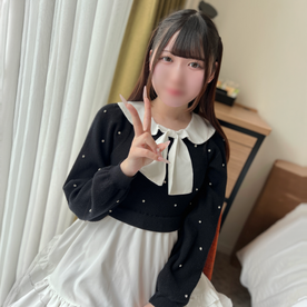 FC2 PPV 4871425 【4/20迄1290pt】【初撮】※19歳グラビアスタイル級の色白美ボディムスメ。敏感すぎるカラダが激ピストンで絶頂を繰り返し、何度も痙攣。「奥が好き…！」とアイ液溢れ出す締め付けマンコに中出し。
