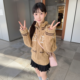 FC2 PPV 4900989 【6/5迄1290pt】【初撮】※バレエ歴15年のスレンダー美人ムスメ。バレエで鍛えた色白軟体ボディを上反りチンポで何度も痙攣させる。「あぁ…気持ちいい！」と喘ぎながらぴちょぴちょマンコに中出し。